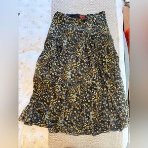 Sundance Navy and Yellow Floral A-Line Skirt 100% silk